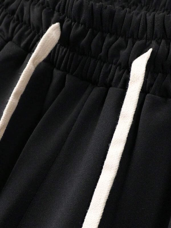 M29 Punk Retro And Trendy Money Print Men Drawstring Waist Casual Shorts With Slogan And Cartoon Print - Image 4